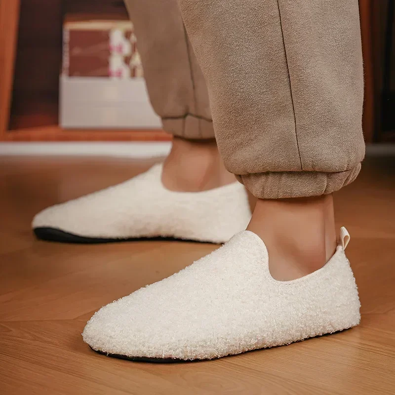 

ELUVA парные тапочки для него и нее, зимние теплые нечеткие плюшевые домашние туфли, нескользящие домашние и уличные удобные мягкие тапочки