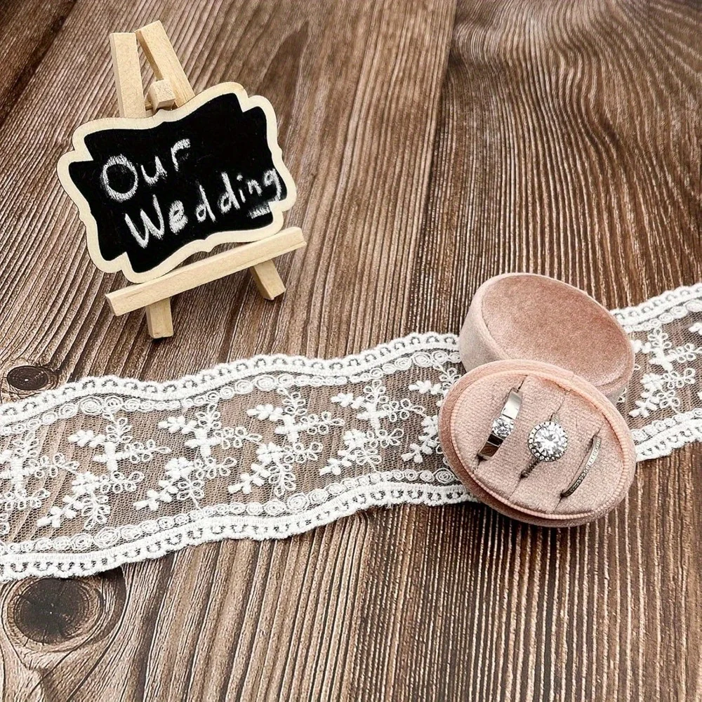 

Velvet oval ring box with 3 slots, high-end wedding ring holder box for proposals, engagements, wedding ceremonies, and gifts