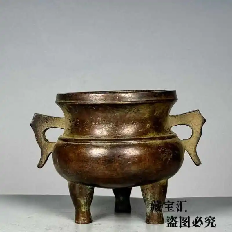 Old Collection Seal Script Xuande Stove Pure Copper Double Eared Three Foot Tripod Incense Burner Home Worship Collection