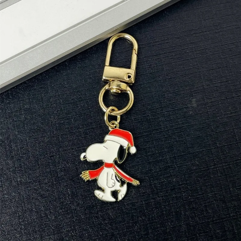 พวงกุญแจโลหะลายการ์ตูนสนูปปี้สุดน่ารัก ฟิกเกอร์อนิเมะ ของสะสมอนิเมะ ของตกแต่งโทรศัพท์มือถือ กระเป๋าเป้สะพายหลัง ของขวัญ