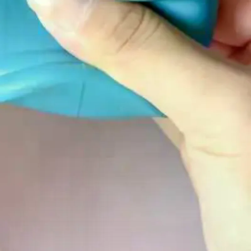 

Набор из двух игрушек-антистресс в виде туалетных принадлежностей, идеально подходят для снятия стресса, приносят смех, отличный подарок для детей и взрослых.