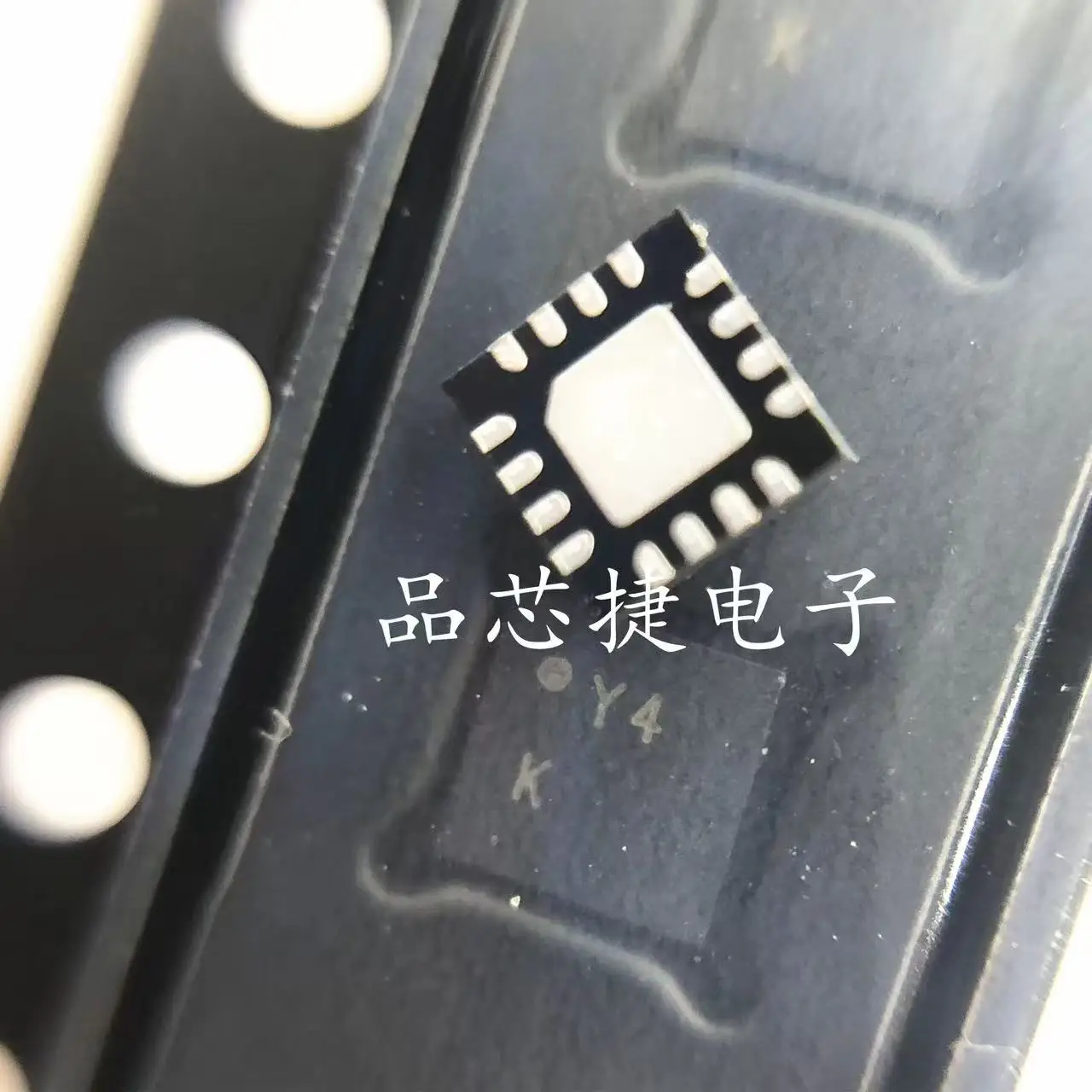 

10 ~ 50 шт. новый оригинальный AD8338ACPZ-R7 AD8338ACPZ AD8338 Y4K LFCSP16