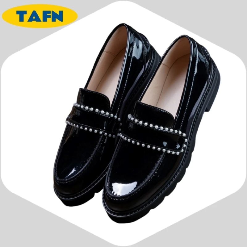 25 Popular Fashion Advanced Texture Comfortable High-End and Fashionable Simple and Comfortable Niche Cowhide Exquisite AD1808