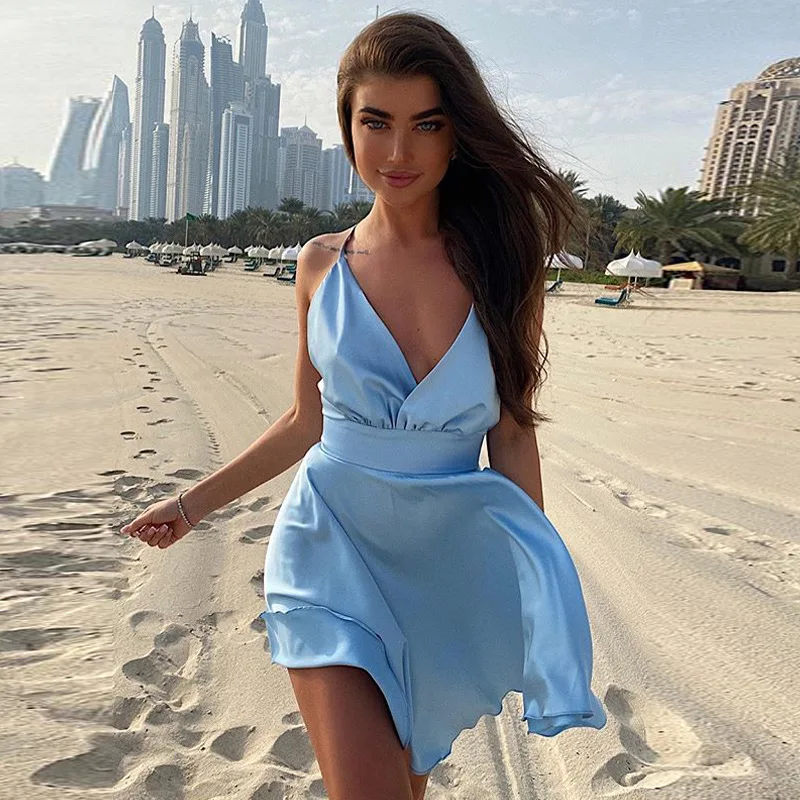 Letnia nowa damska Mini sukienka z dekoltem w szpic elegancka klubowa odzież uliczna solidna odzież Y2K wąskie sukienki moda seksowny top ubrania