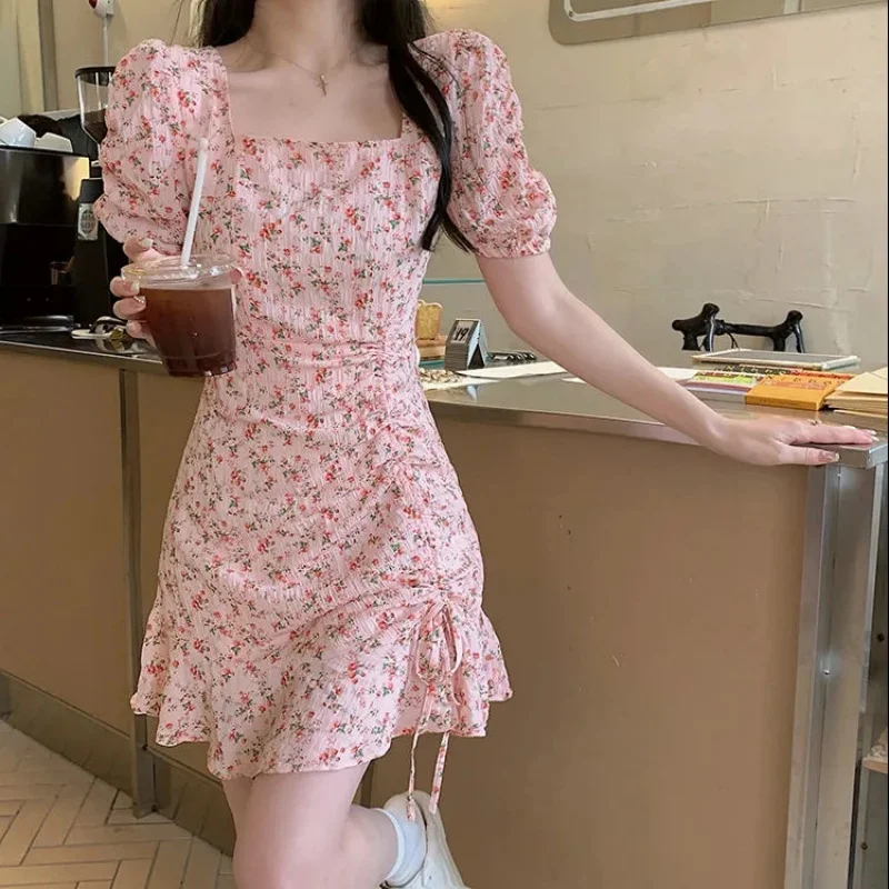 2024 summer New style Women's Pink Broken flowers square neck Dress Design sense Women's clothing