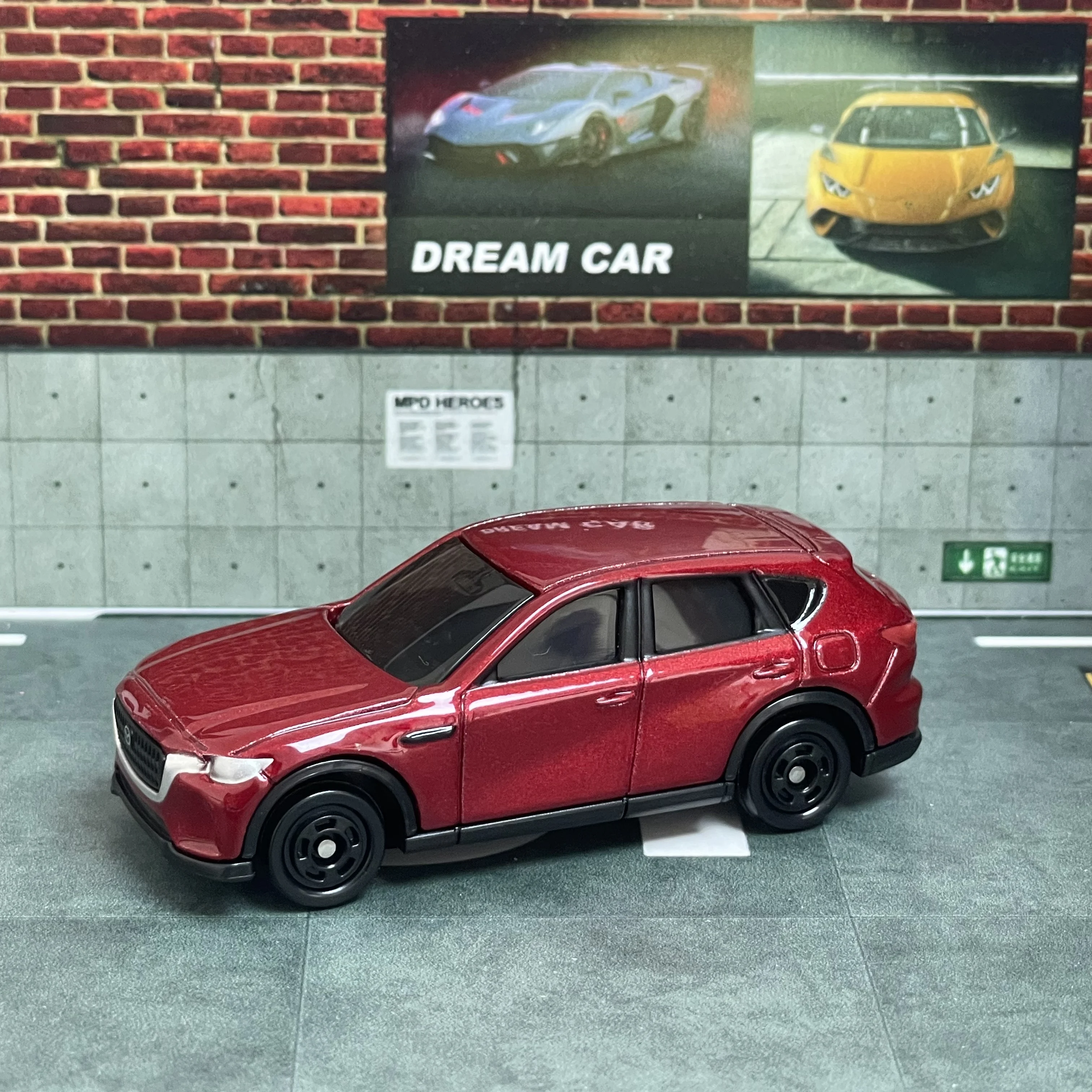 Takara Tomy Tomica No. 6 Mazda CX-60 Cars Hot Pop 1:64 Car Alloy Toys Vehicle Diecast Metal Model for Children