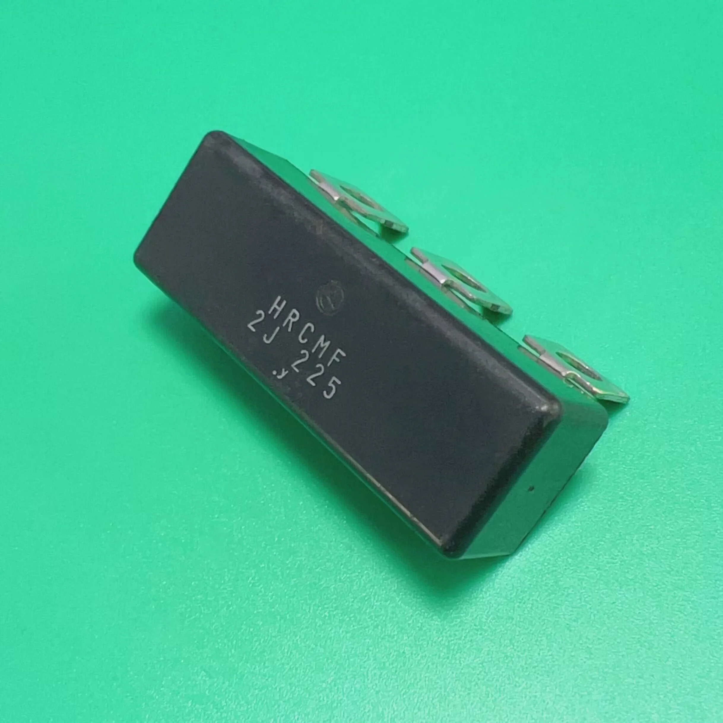 

2J225 MODULE 2J 225 2W 225Ohms Silicone 5% Ohmite 42J225 2 J225