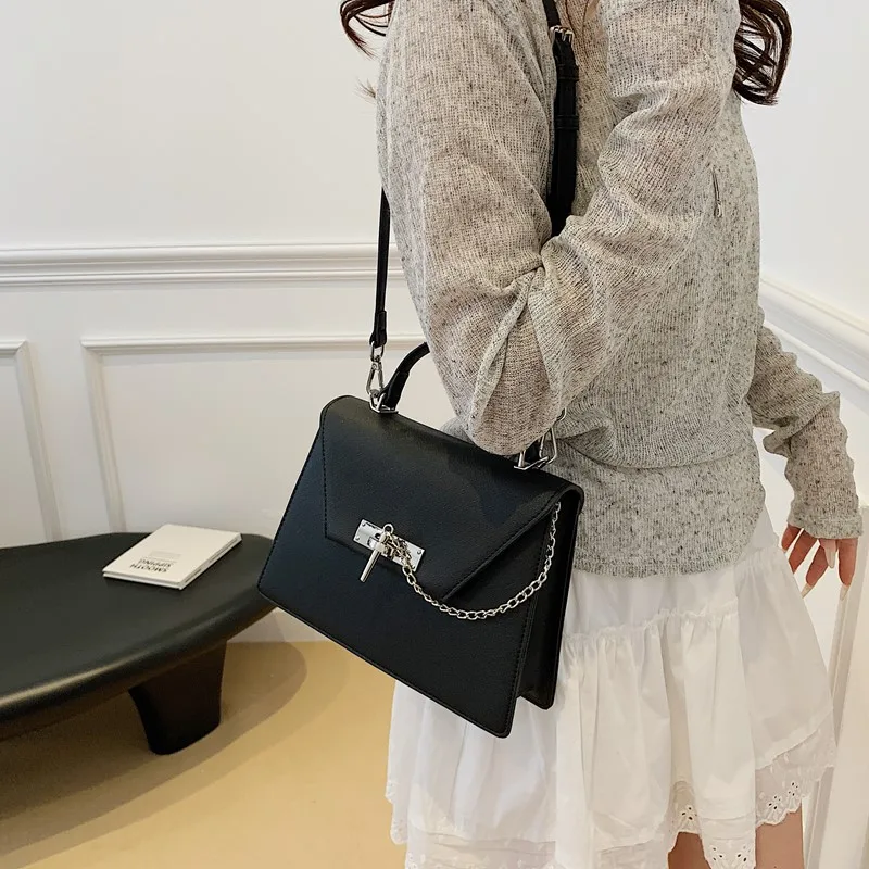 

Women’s Luxury Leather Classic Fashion Designer Shoulder Stylish Crossbody Tote Bag Elegant Handbag For Modern Daily Chic Wear