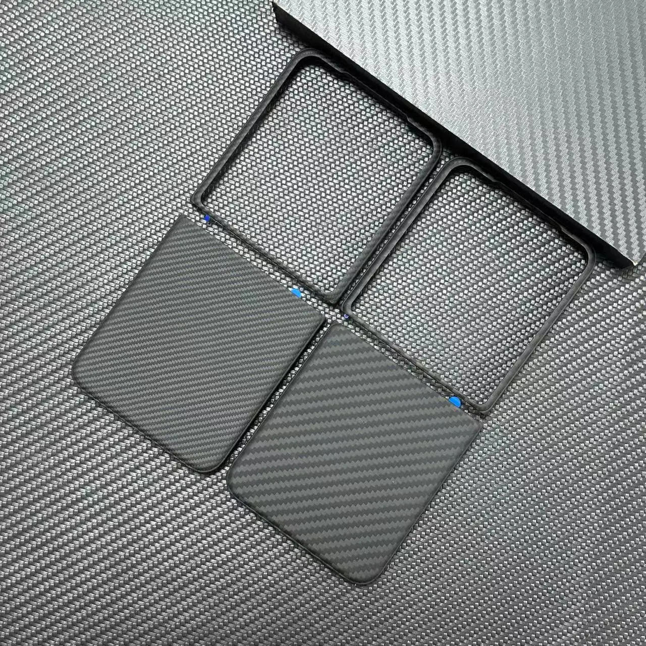 

Kevlar phone case is suitable for Xiaomi mix flip2 2-in-1 aramid fiber magnetic phone case