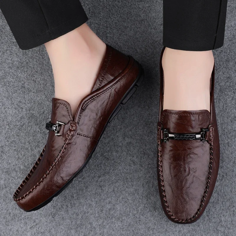 

Men's and Women's Bean Shoes Spring Low-Top Ankle Flat Slip-On Shoes with Hollow Design Two-Way Wear Leisure Shoes
