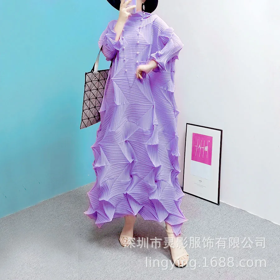 فستان ماكسي مطوي للنساء الياقة المدورة بلون فضفاض نمط ملابس عصرية نسائية 2025 ربيع وصيف جديد