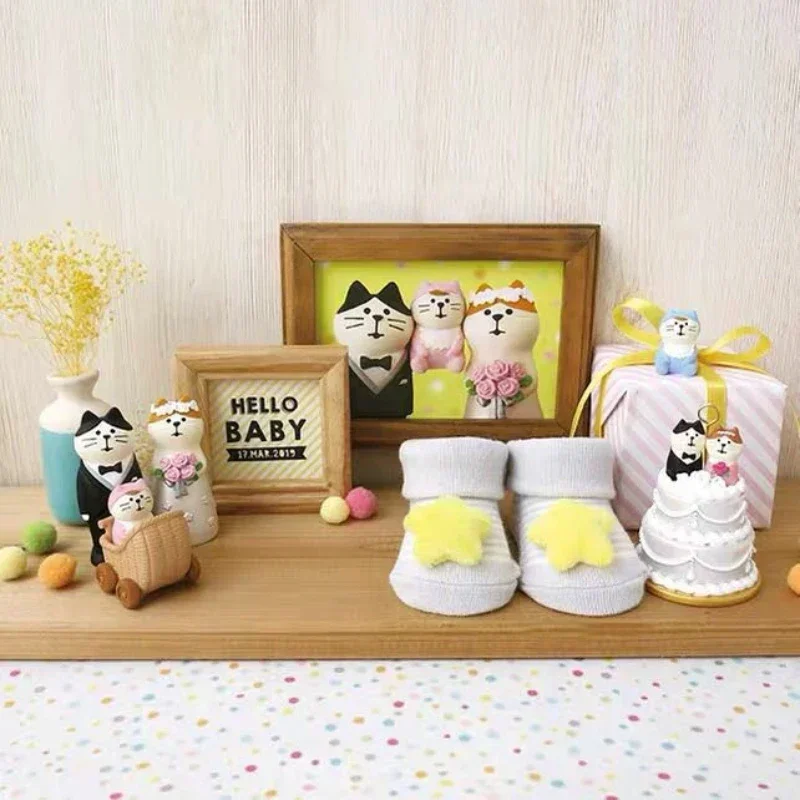Romantic Cats Resin Miniature Wedding Celebration Series Decoration Crafts Japan Style Cute Animal Wedding Desktop Accessories