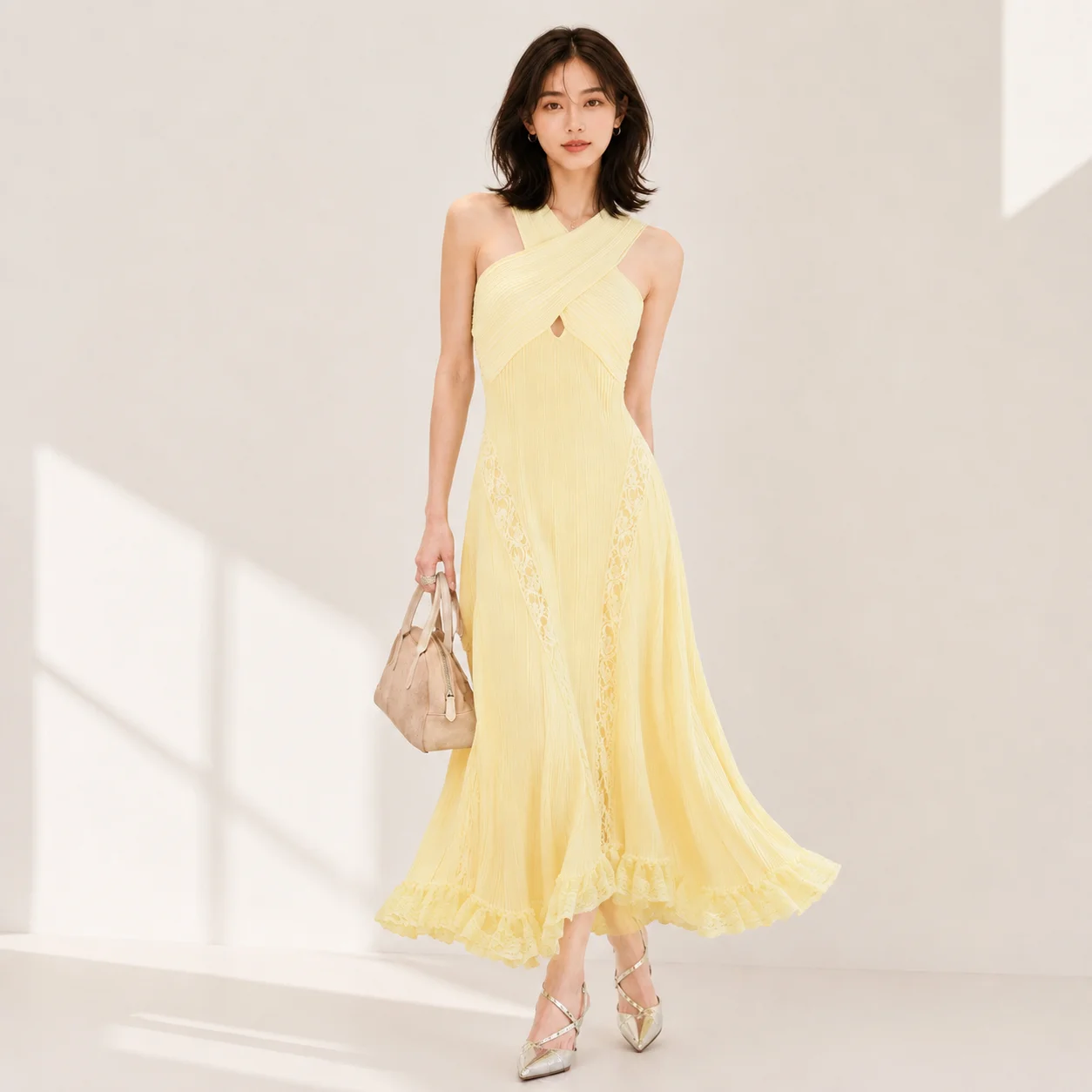 Sommer 2026 Luxuriöses Cremegelbes Kleid mit V-Ausschnitt und Spitze für Damen, Neuerscheinung Elegantes Lässiges Maxikleid