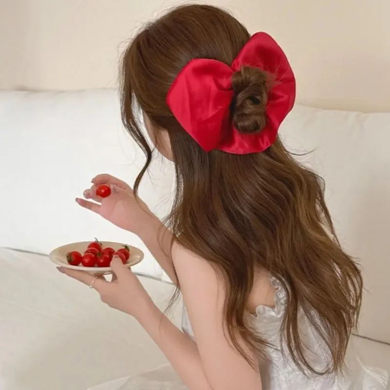 

2Pcs Love Heart Scrunchies - 7.87inch Hair Ties, Soft Fabric Hair Bands for Ponytails & Support