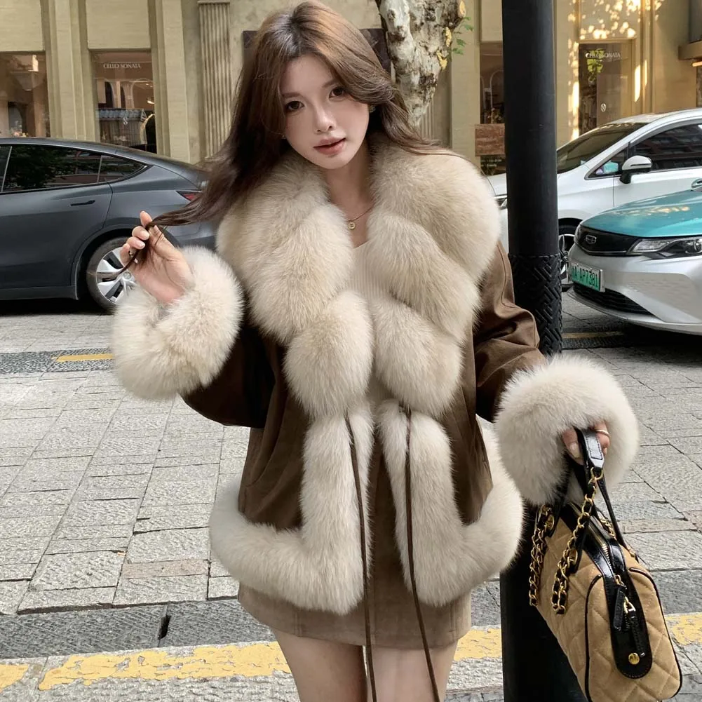 เสื้อโค้ทขนสัตว์คอปกใหญ่ รุ่นใหม่ ฤดูใบไม้ร่วง/ฤดูหนาว 2025 ขายดี บุด้วยขนห่าน คุณภาพสูง อุ่น นุ่มฟู คอปกใหญ่