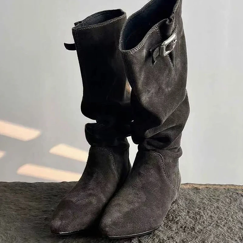 Eilyken مصمم مشبك حزام أشار تو أحذية عالية في الركبة النساء ساحة منخفضة الكعب أحذية الشتاء السيدات فستان الحفلات الجوارب