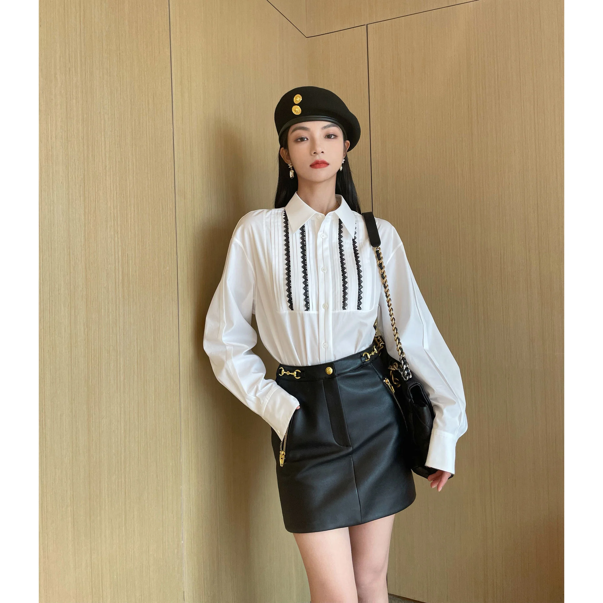 

Xiaojingjia's Same French Cotton INS Wind Tuck Pleated Shirt Women's Design Sense Small Top High Grade Sense Autumn