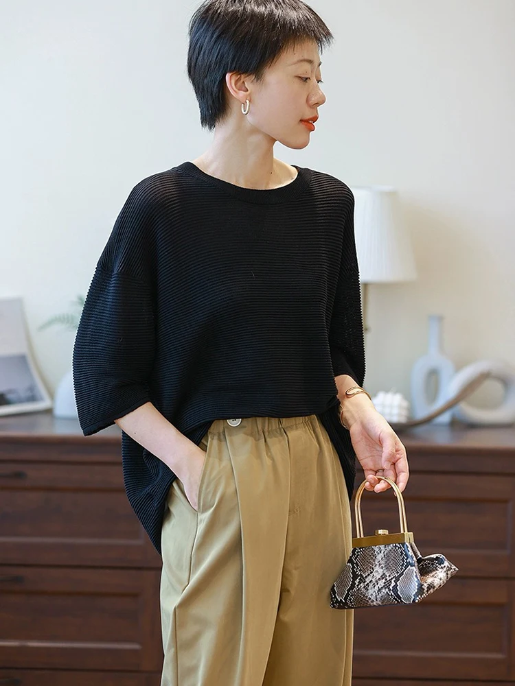 เสื้อถักลำลองสไตล์เกาหลีสำหรับฤดูร้อน ทรงหลวม สวมใส่สบาย เหมาะสำหรับใส่ไปทำงานหรือใส่เที่ยว