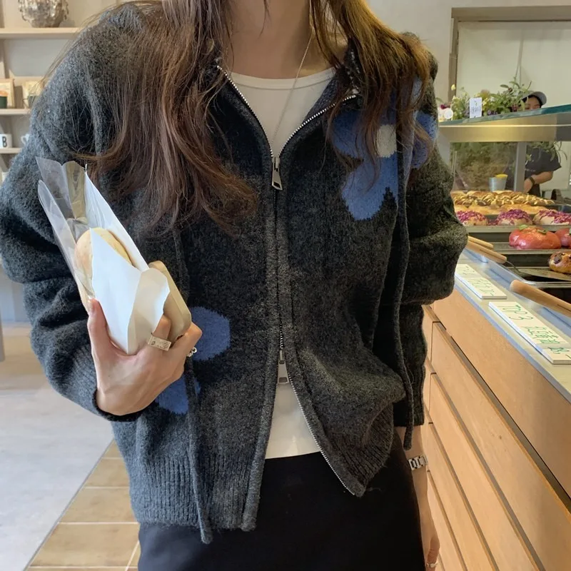 

Vintage Winter Big Flower Sweater Cardigan Women Zip Fly Short Knitted Coat Jacket Hooded Full Sleeve Outerwears 2025