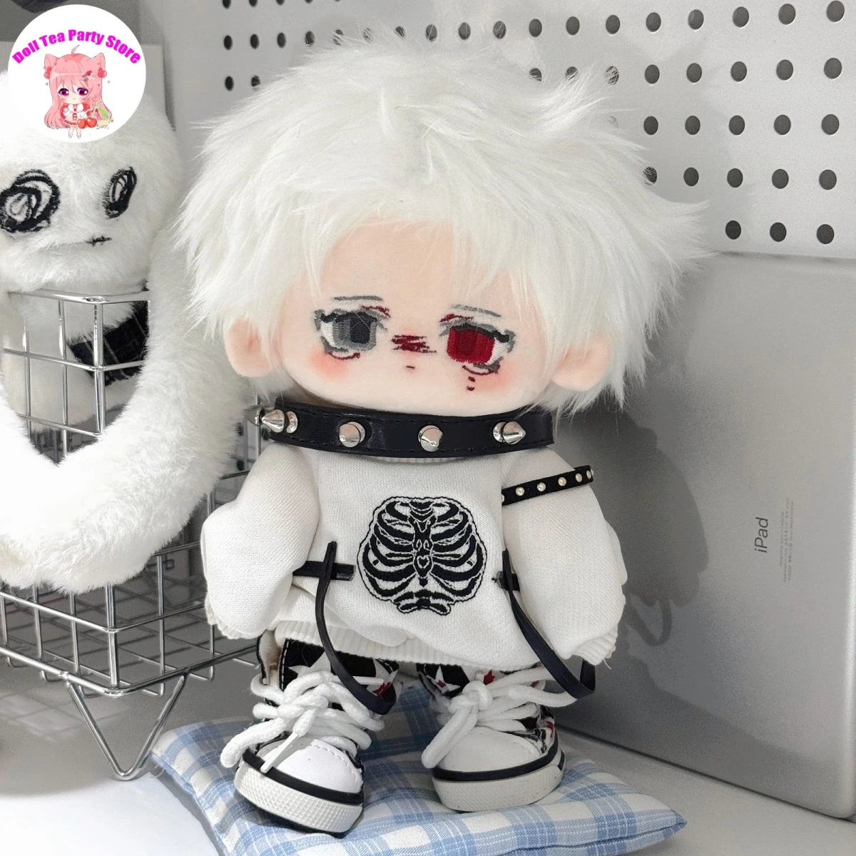 

Game Love and Deepspace Sylus Different Pupil White Cotton Doll Body With Skeleton Cosplay Soft Dress Up Plushie Gifts Toys