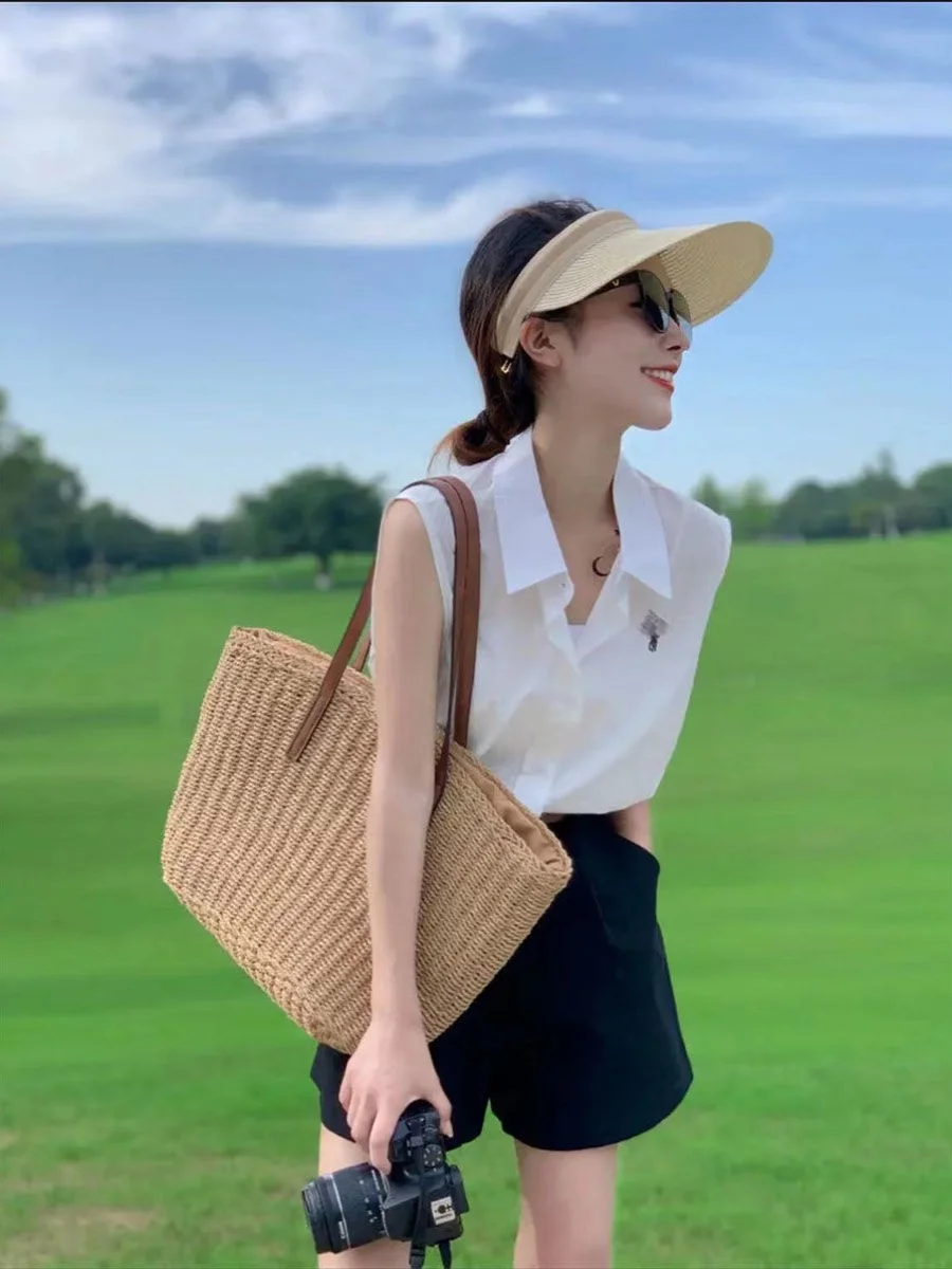 سترة صيفية جديدة للتنقل لعام 2024 بلون نقي Ne Svel سترة علوية بسيطة مطرزة بيضاء متعددة الاستخدامات من القطن للنساء irt