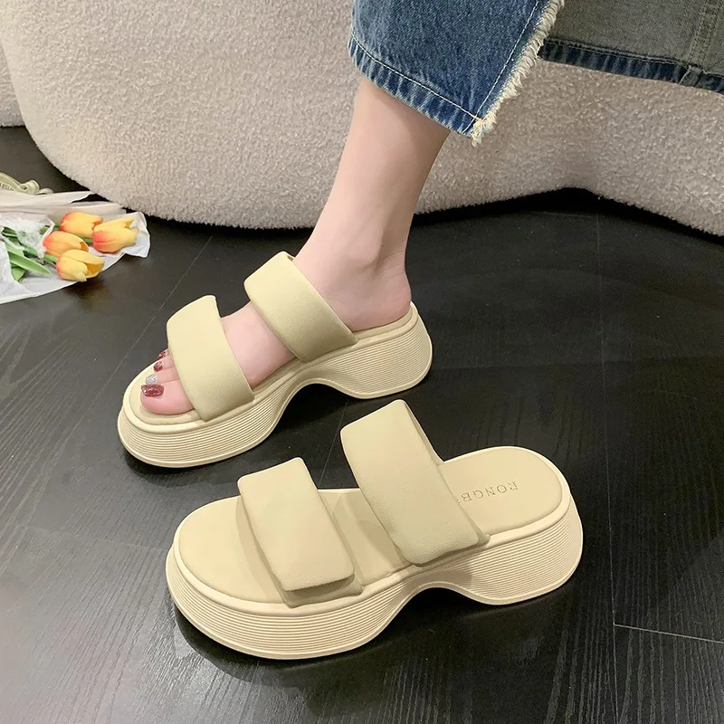 Summer Casual Korean Version Beach Muffin Thick Bottom Sandals Women's Outer Wearing Soft Bottom Slippers Women's Wholesale