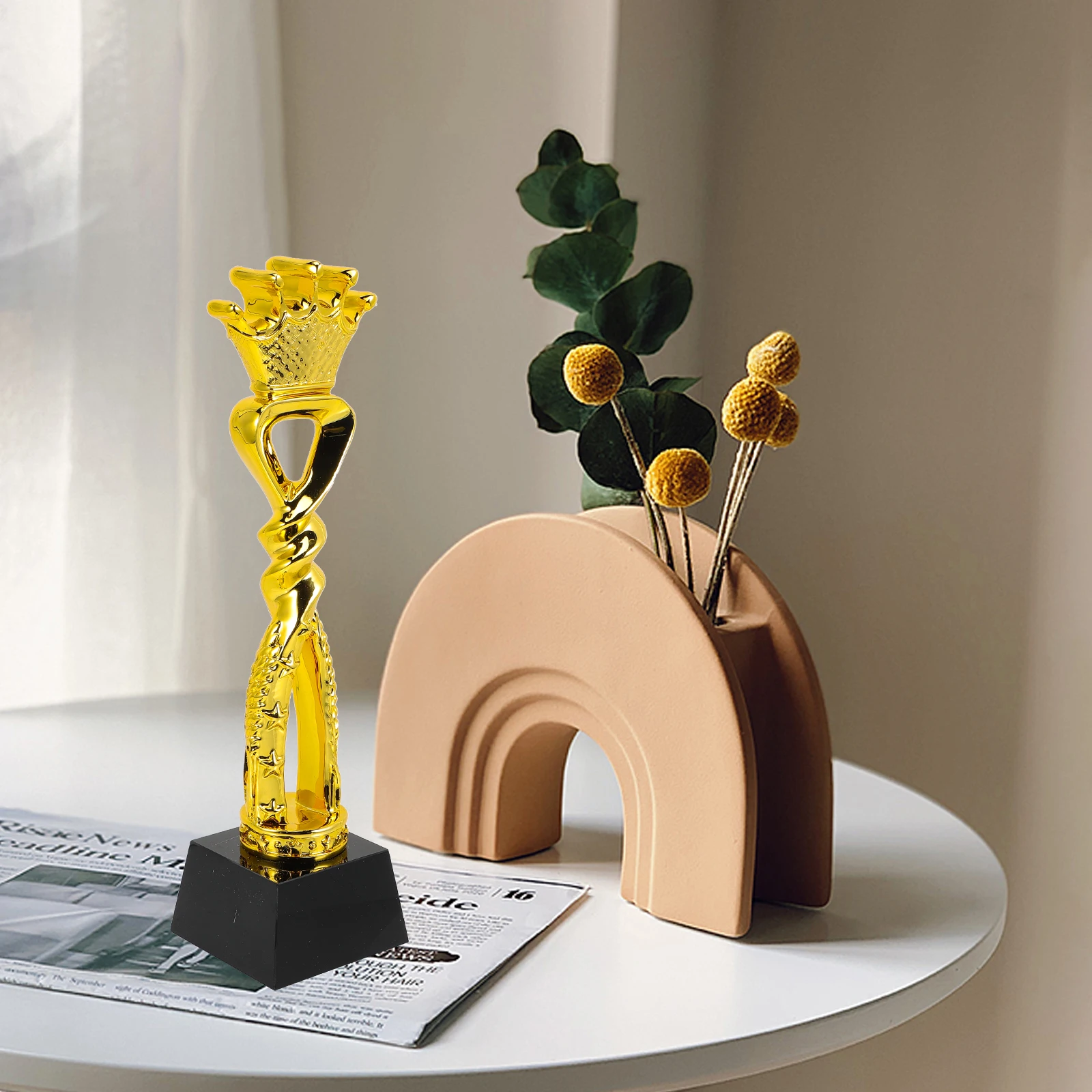 

Маленький трофей, декоративная награда, шикарная корона, компактный приз, трофей для спортивных вечеринок и соревнований, аксессуары