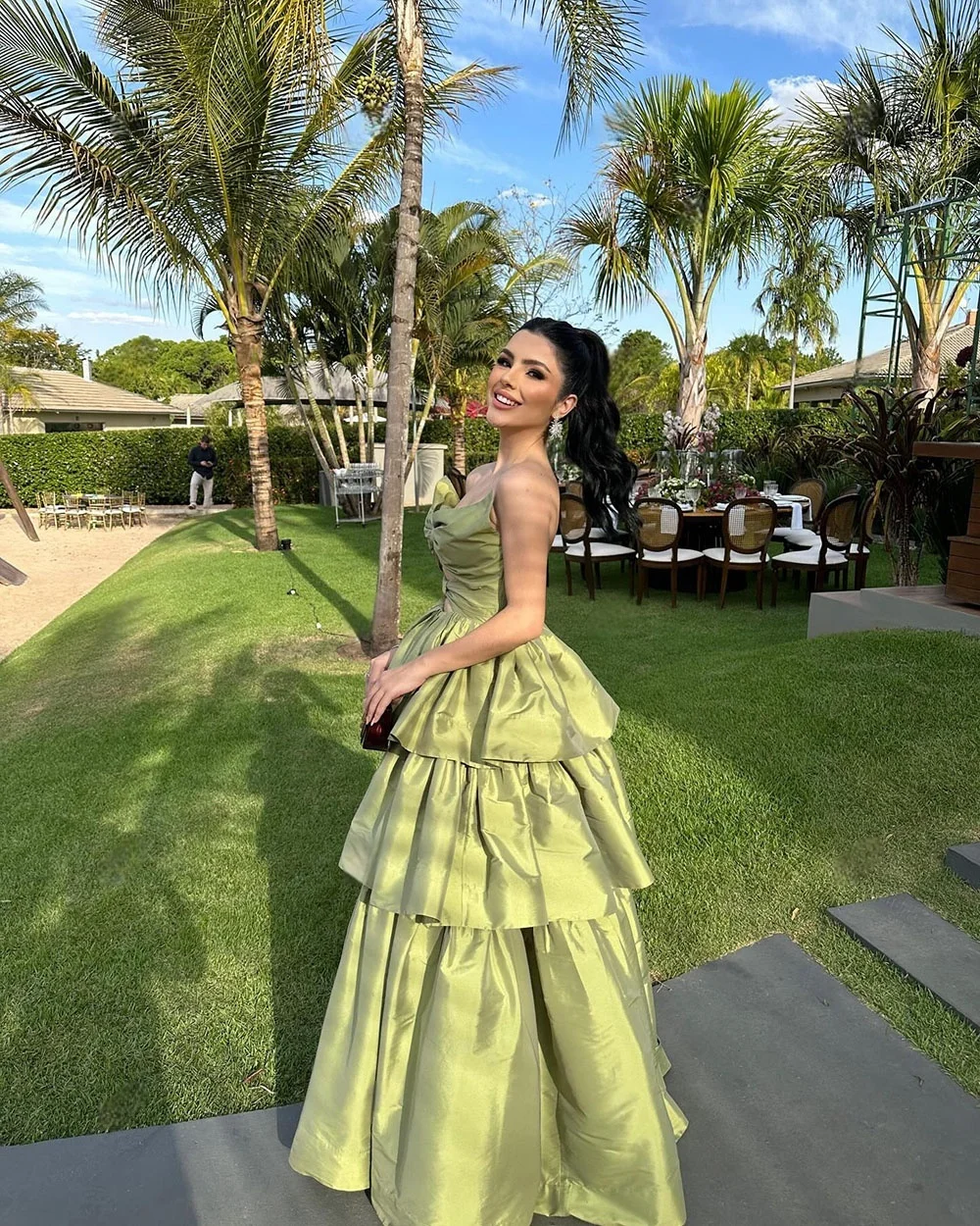 Cathy Customized Olive Green Bow Cut-out Prom Dress Tiered Ruffle A-line vestidos de noiva Zip Back Floor-length Formal Evening