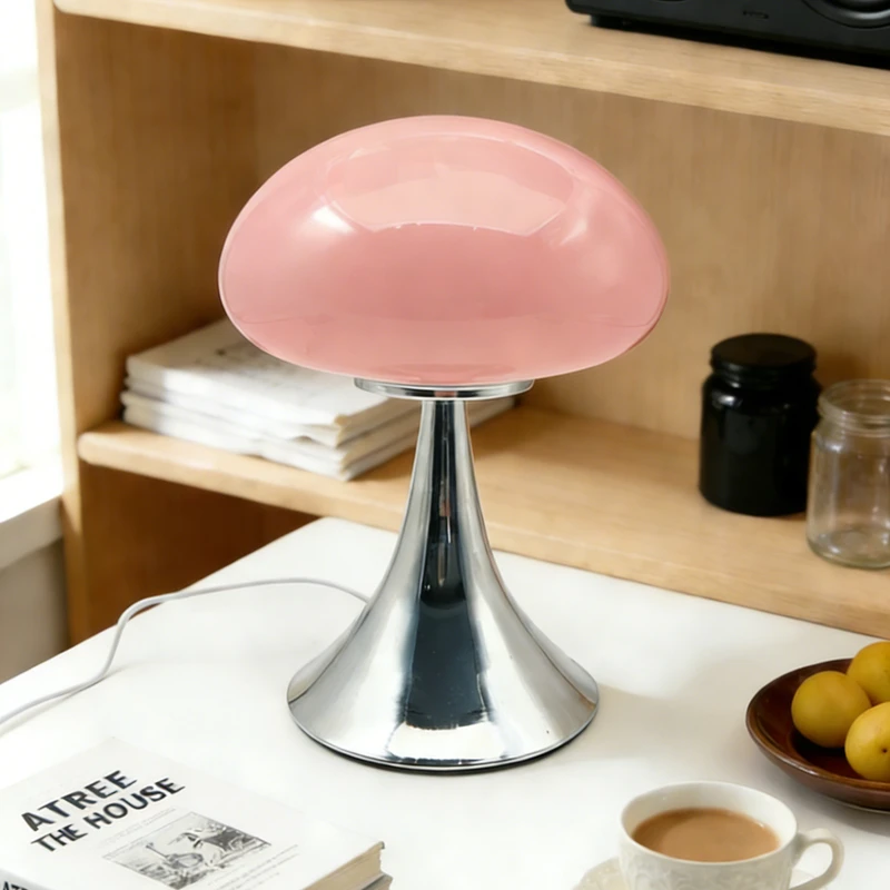 โคมไฟตั้งโต๊ะทรงเห็ดสไตล์ Bauhaus ยุคกลางศตวรรษจากเดนมาร์ก รุ่นดีไซน์เนอร์ แสงหรูหรา ระดับไฮเอนด์ สำหรับตกแต่งบ้านพักตากอากาศ