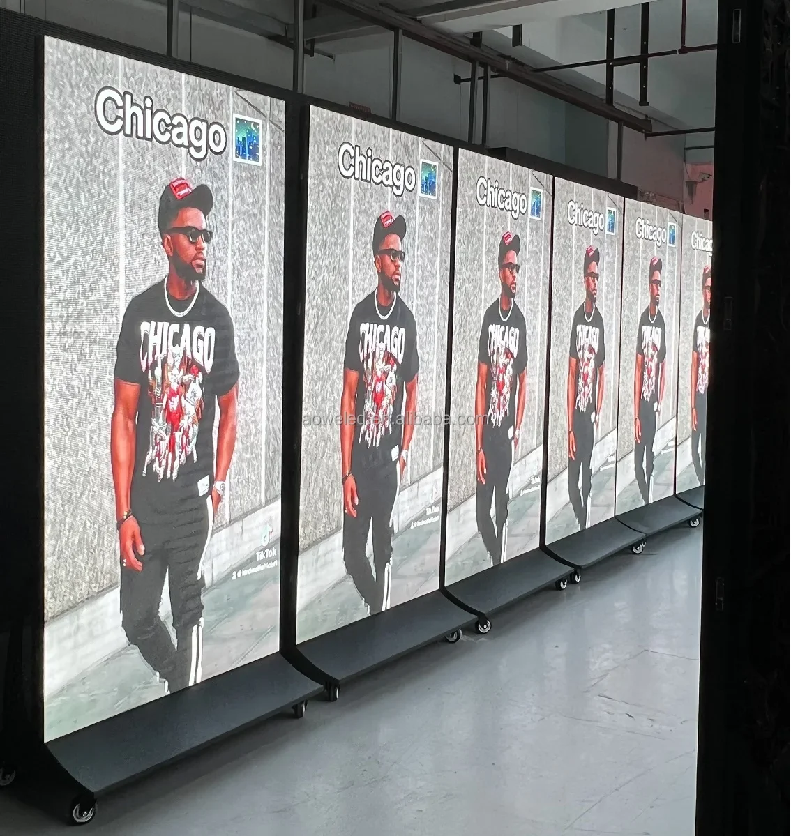 Screen Digital Hd Poster Stand LED Screen  Totem P2.5 Outdoor  Poster Pantalla De Poster Led Display For Events