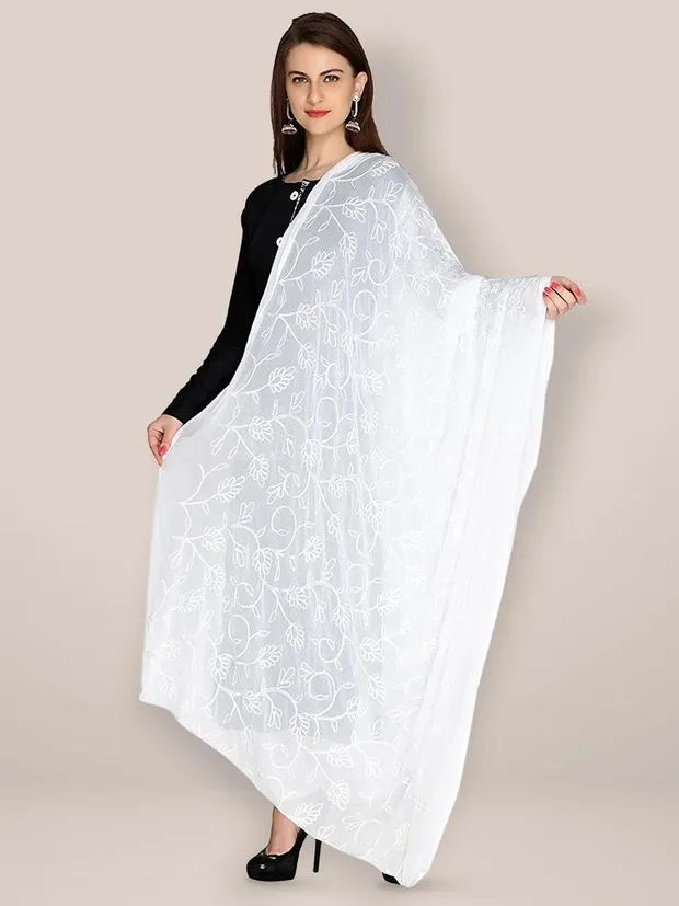 

Spring Summer India Sarees Scarf Woman Fashion Soft White Ethnic Styles Dupattas Beautiful Comfortable Embroidered Dacing Shawl