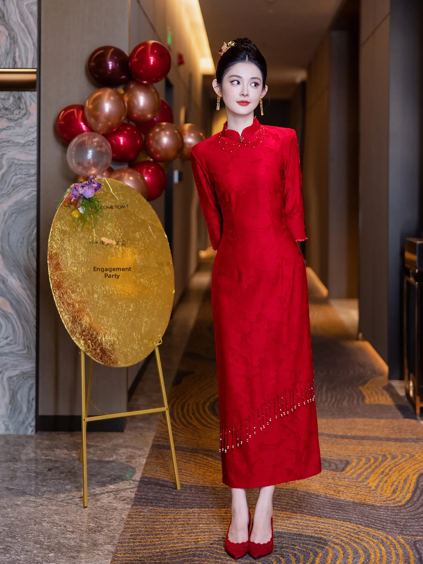 

Красное длинное свадебное платье в китайском стиле для невесты, осенне-зимнее теплое длинное платье-ципао для женщин