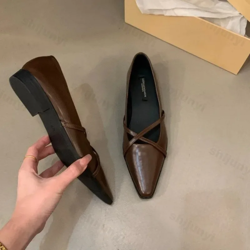 Fashion Cross Strap Women Mary Jane Shoes New 2025 Autumn Pointed Toe Dress Flat Shoe Ladies Red Soft Sole Ballet Shoes Zapatos
