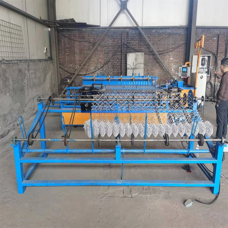 Galvanized Or Pvc Coated Cyclone Chainlink Spiral Fence Wire Mesh Knitting Making Machine