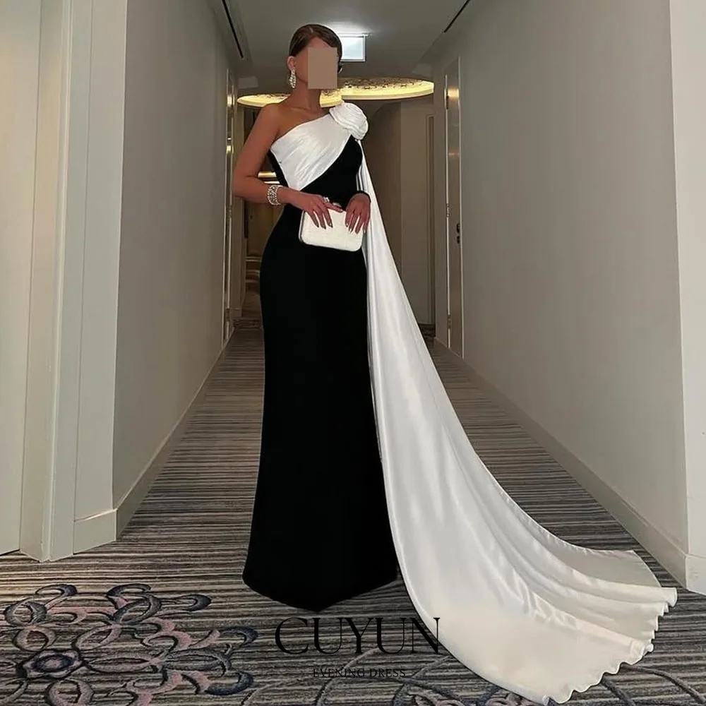 

CUYUN Elegant Formal Evening Gown for Women One Shoulder Handmade Flower Customized Saudi Dubai Special Occasion Dresses