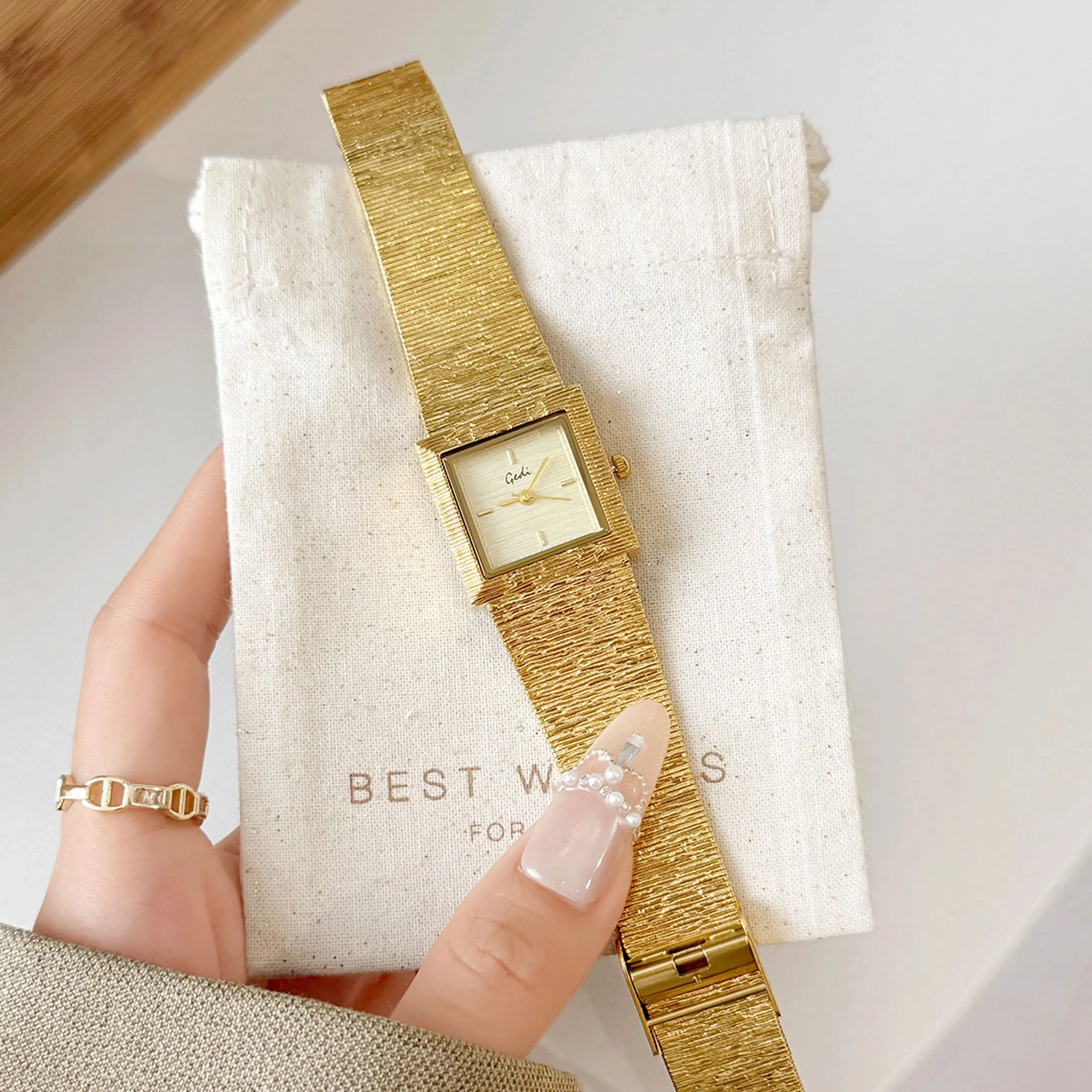 orologio-da-polso-vintage-quadrato-per-donna-in-acciaio-inossidabile-impermeabile-al-quarzo-dal-design-minimalista-ed-elegante-un-accessorio-di-moda-ideale-come-regalo