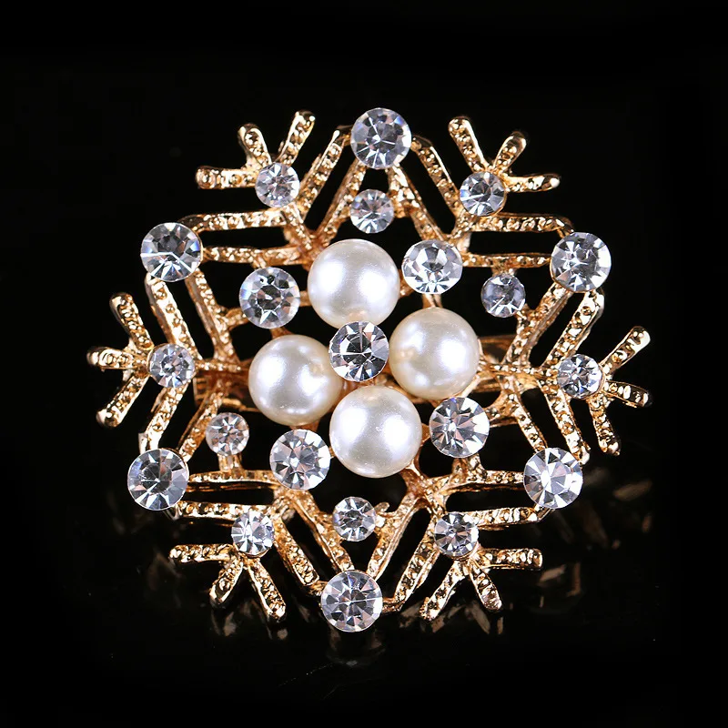 uisite Imitation Pearl Rhinestone Flower Brooches For Women Elegant Circle Wreath Leaf Lapel Pins Wedding Decoration Jewelry-X18