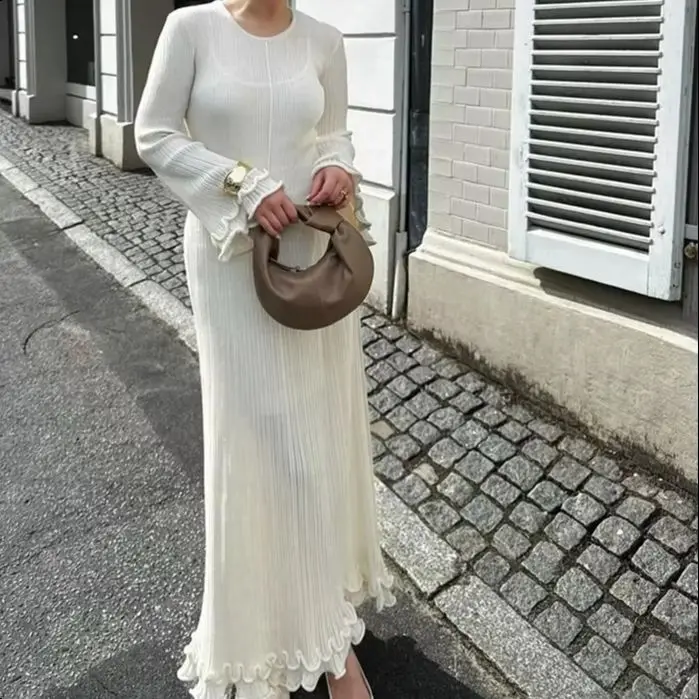 

Ruffles Pleated Loose Long Dress Women Autumn Winter Fashion White O Neck Flare Elegant Party Dresses Female Streetwear Outfits