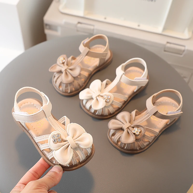 Baby girl sandals baby toddler shoes 1 to 2 years old little girl princess shoes soft sole girl closed toe small leather shoes s