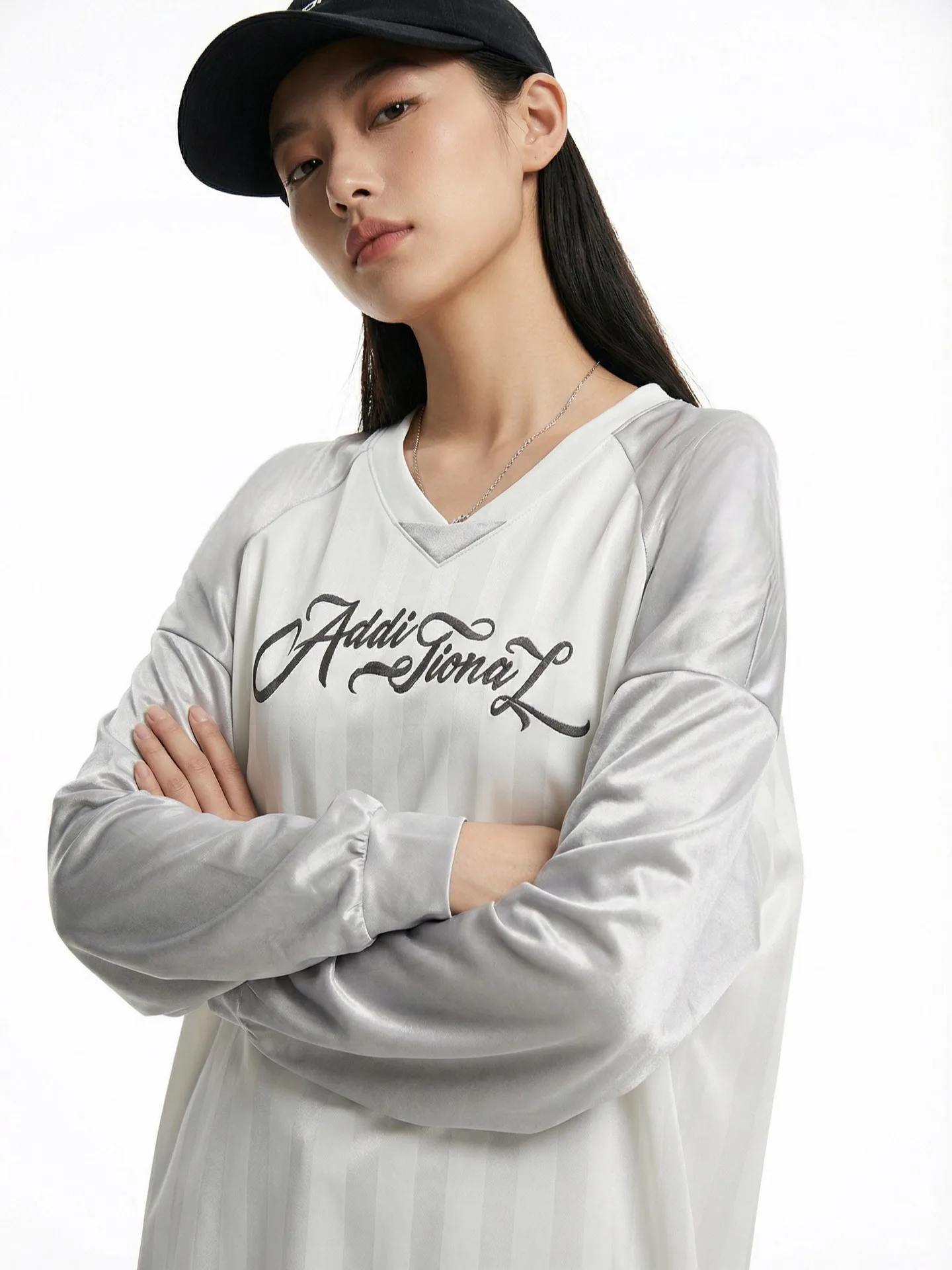 

Удобная женская спортивная футболка с V-образным вырезом, лоскутная, с длинным рукавом, из полиэфирного волокна, с принтом, средней длины