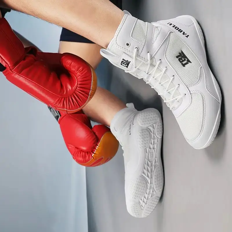 

Professional Wrestling Boots for Man Comfortable Men Boxing Sneakers Indoor Gym Training Shoes Men Boxing Fighting Boots