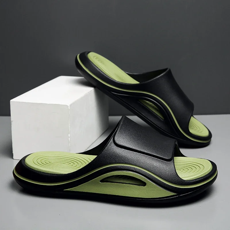 

Summer Men's Slippers Outdoor Sandals Beach Comfortable Slides Indoor Men Casual Shoes Garden Shoes Men Home Bathroom Slippers