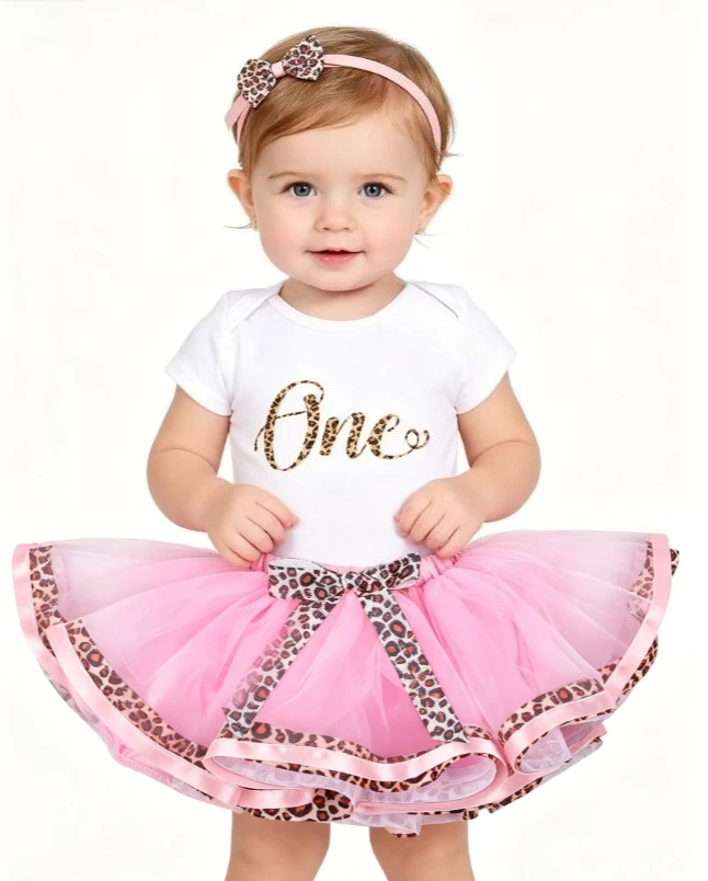 

Baby Girls Pink Leopard Print Bow HeadbandShort Sleeve Bodysuit 3Pcs Set For Infant Birthday Party And Summer Daily Wear Outfit