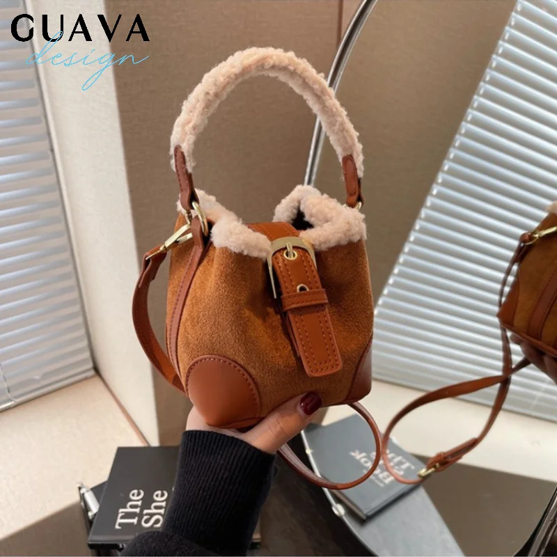 

Fashion Black Suede Bucket Bag with Faux Fur Trim, Hardware & Strap Women's Elegant Handbag for Casual & Party Wear