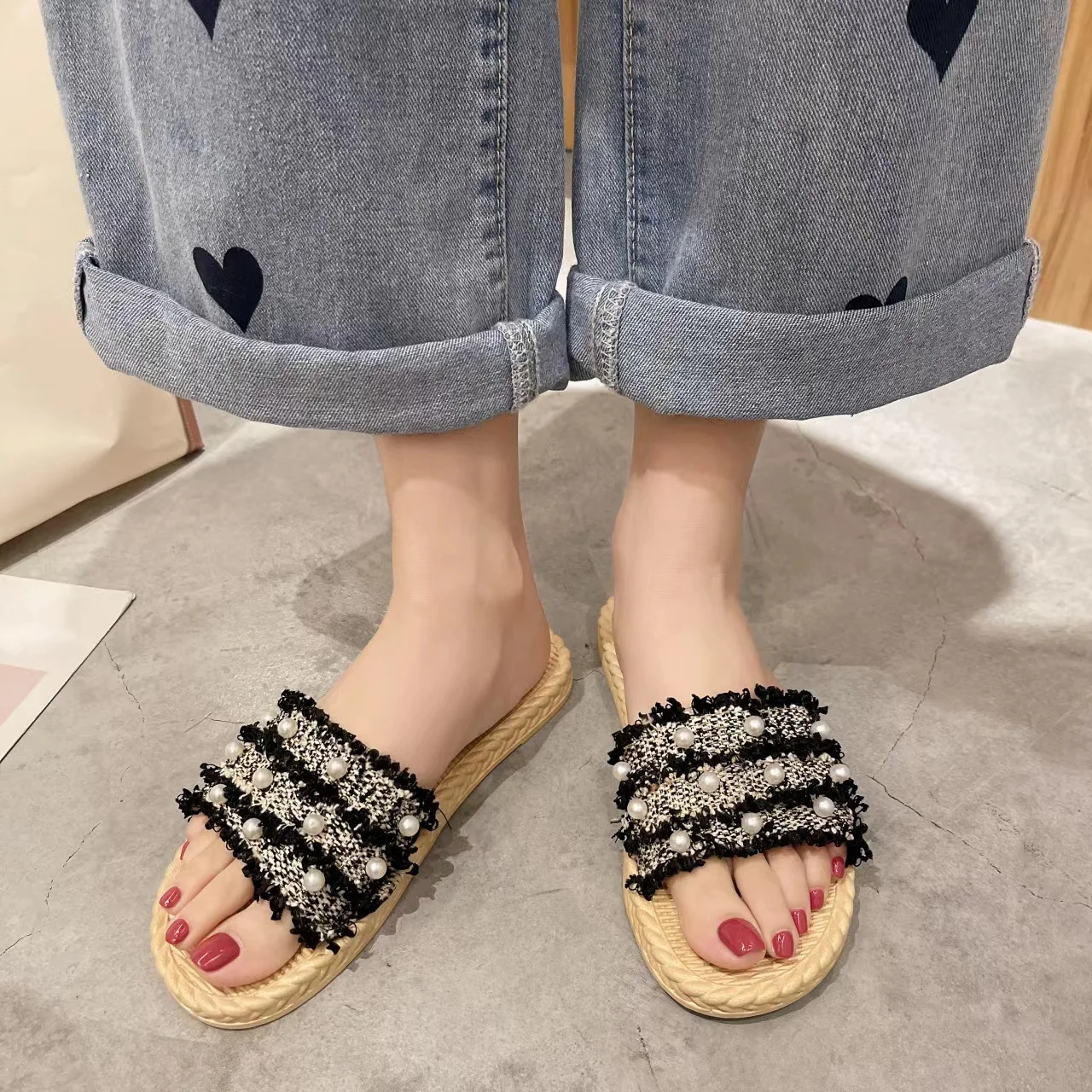 2024 Slippers Grass Woven Tourism Linen Slippers Summer Outwear Ethnic Style Beach Flat Heel Sapato Feminino Sapatos Mulher