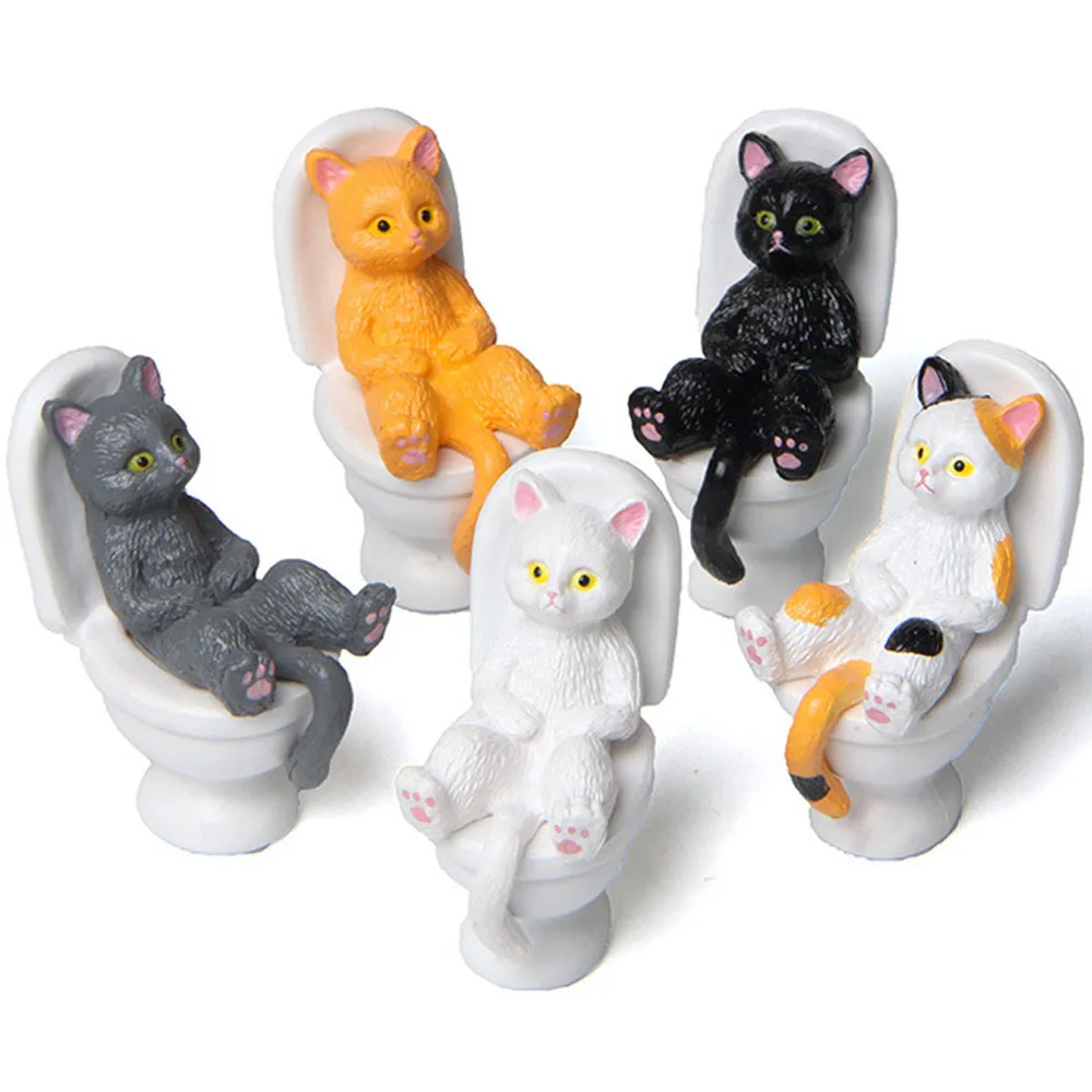 Funny Cat Figures Model Toilet Sitting Miniature Model Decoration Accessories High Simulation Vivid Expression Animal Cat Toy