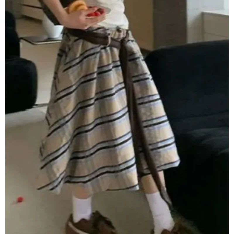 

Art Sense Fashion Plaid Strap Skirt New Sweet Cool Retro Small High Waist Thin A Word Medium and Long Skirt