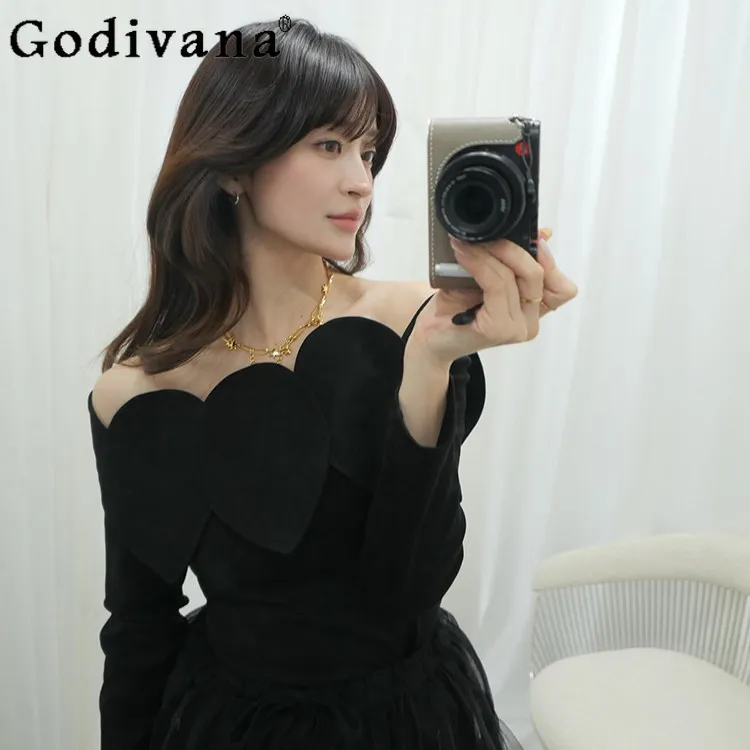 

Японская модная черная хлопковая футболка с открытыми плечами и длинными рукавами для женщин и девушек, облегающая, с объемными лепестками, элегантная