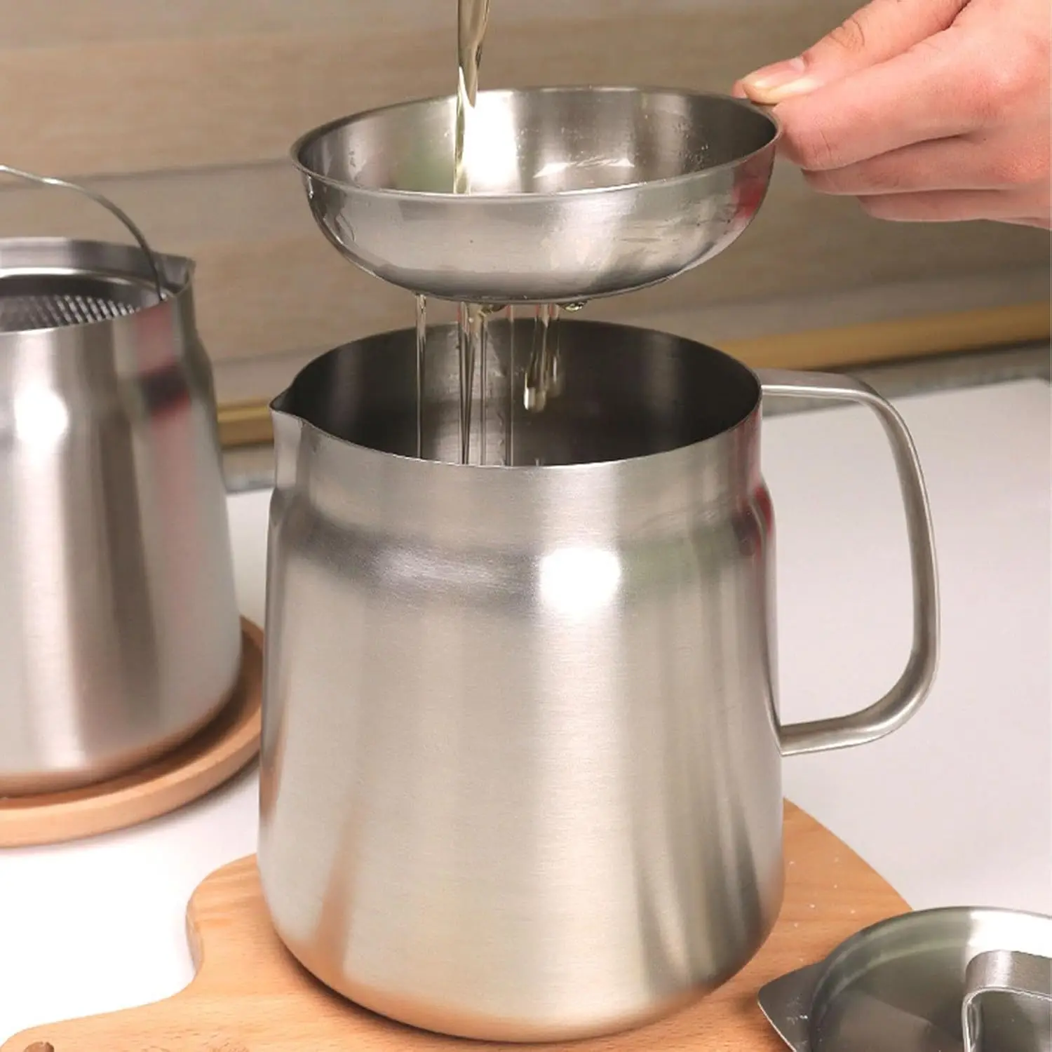 304 Stainless Steel Oil Container with Strainer - Bacon Grease Keeper, Cooking Oil Filter & Grease Separator for Cooking