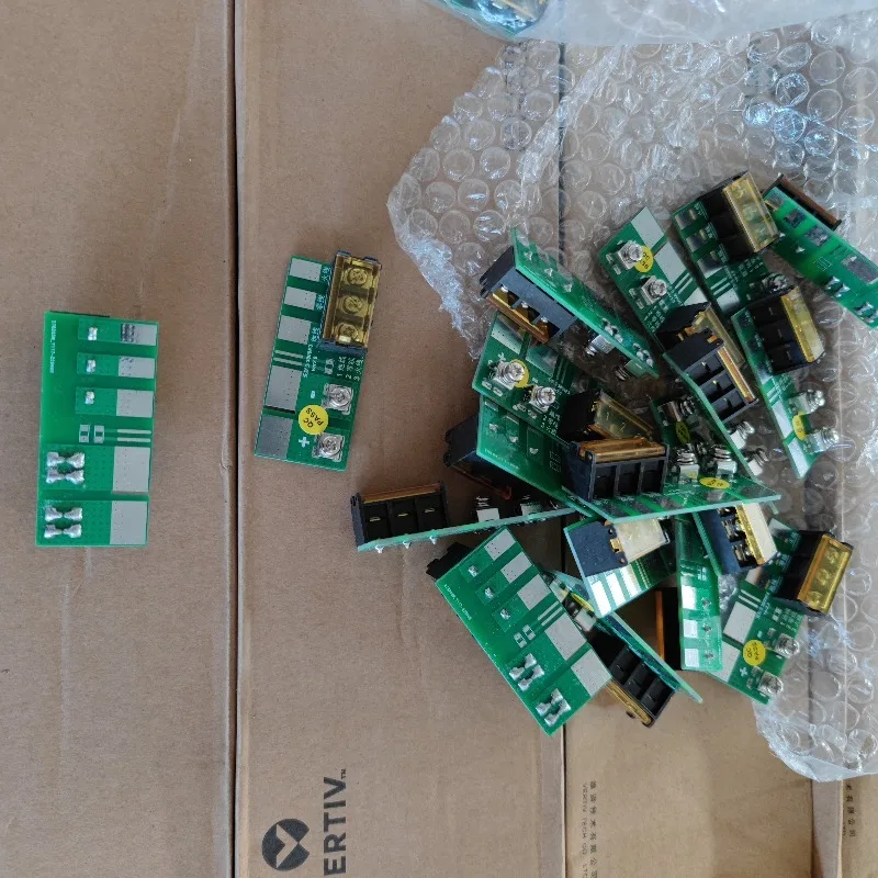 

R48-3000e3 4300e3 tail plug input and output terminal block module socket